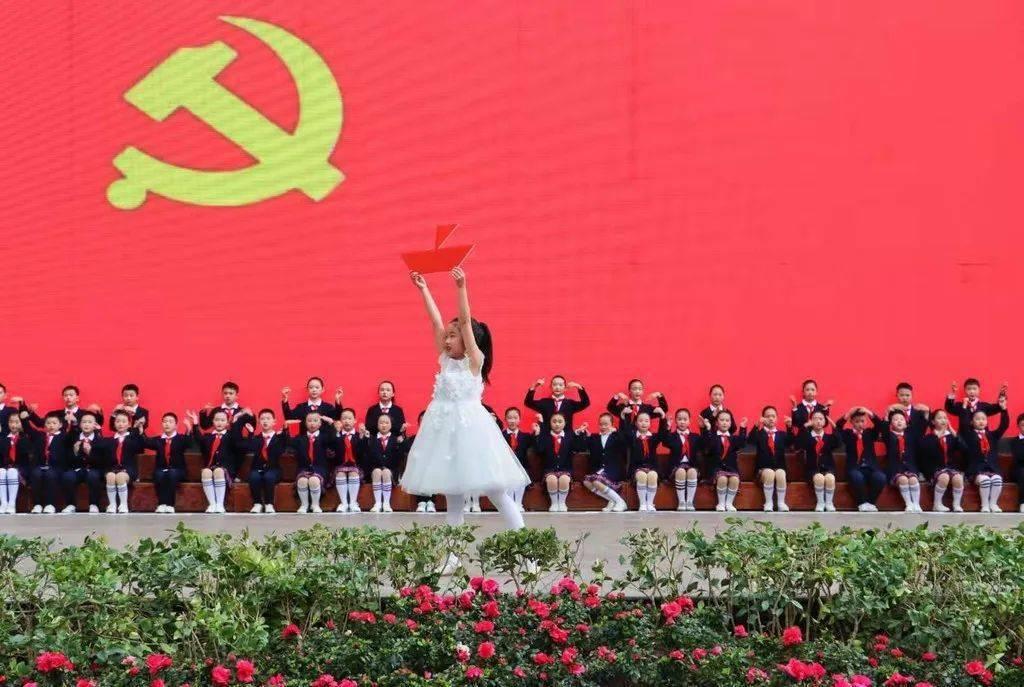 五彩几何塔选关版